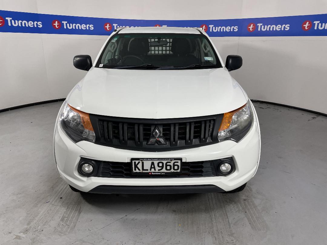 Photo '2' of Mitsubishi Triton Photo '2' of Mitsubishi Triton