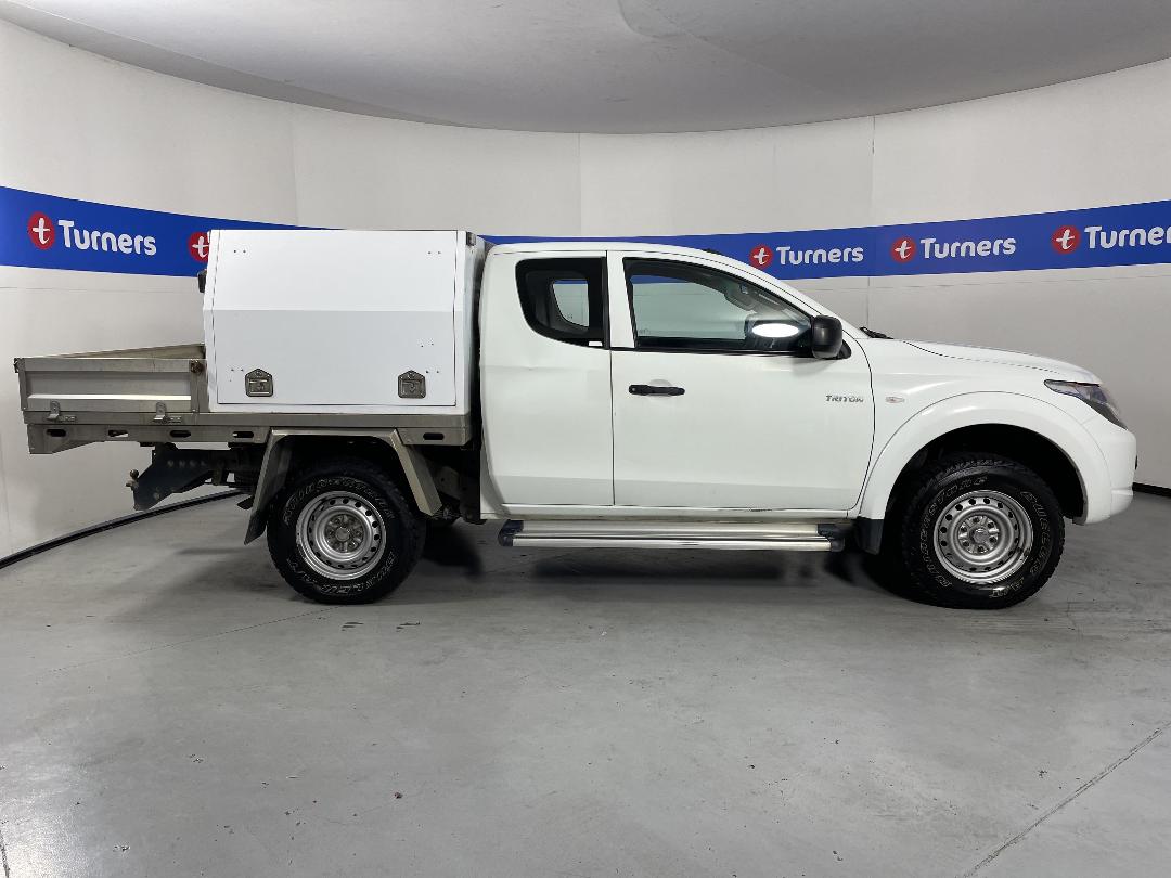 Photo '23' of Mitsubishi Triton Photo '23' of Mitsubishi Triton