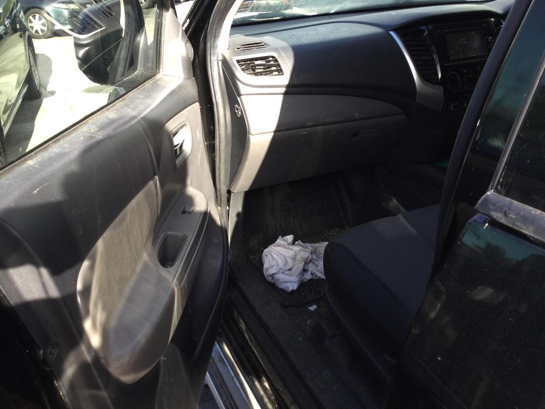 Photo '7' of Mitsubishi Triton D/CAB GLX Photo '7' of Mitsubishi Triton D/CAB GLX