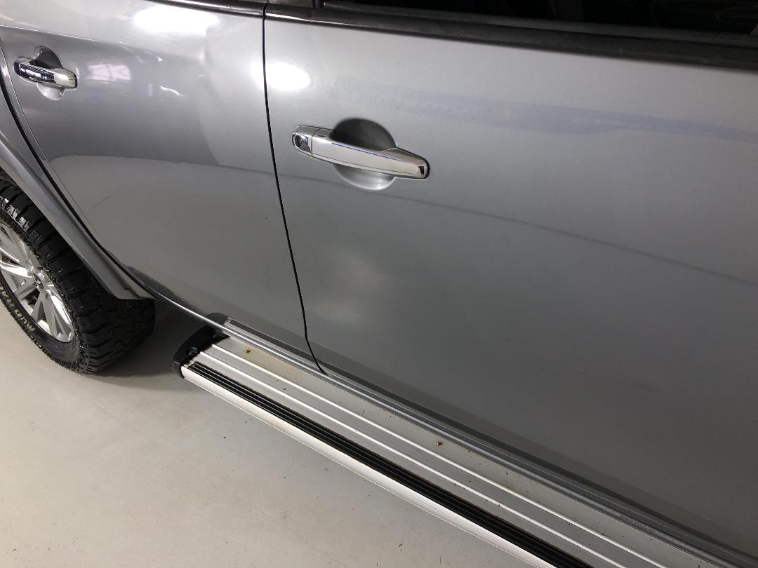 Photo '26' of Mitsubishi Triton