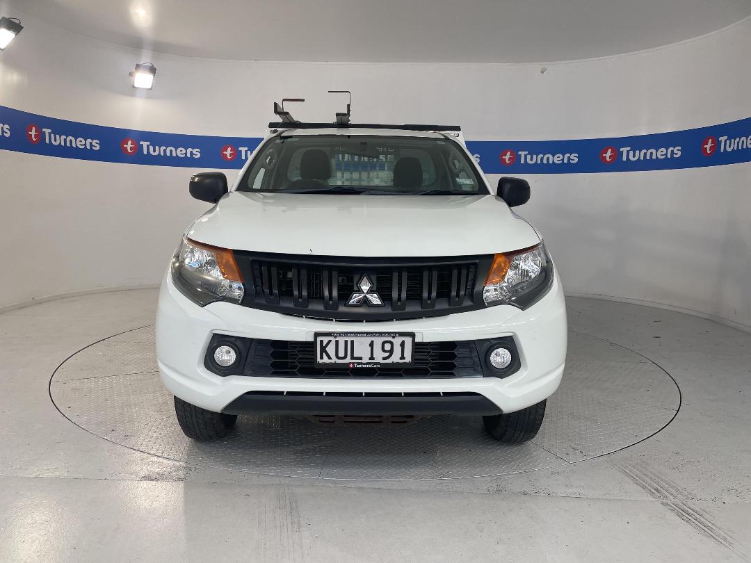 Photo '2' of Mitsubishi Triton Photo '2' of Mitsubishi Triton