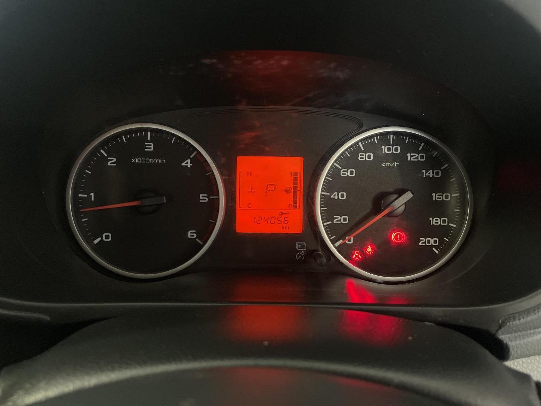 Photo '19' of Mitsubishi Triton Photo '19' of Mitsubishi Triton