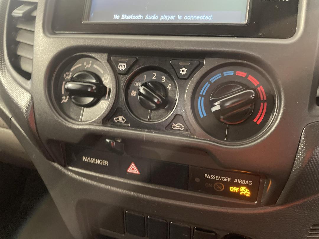 Photo '28' of Mitsubishi Triton Photo '28' of Mitsubishi Triton