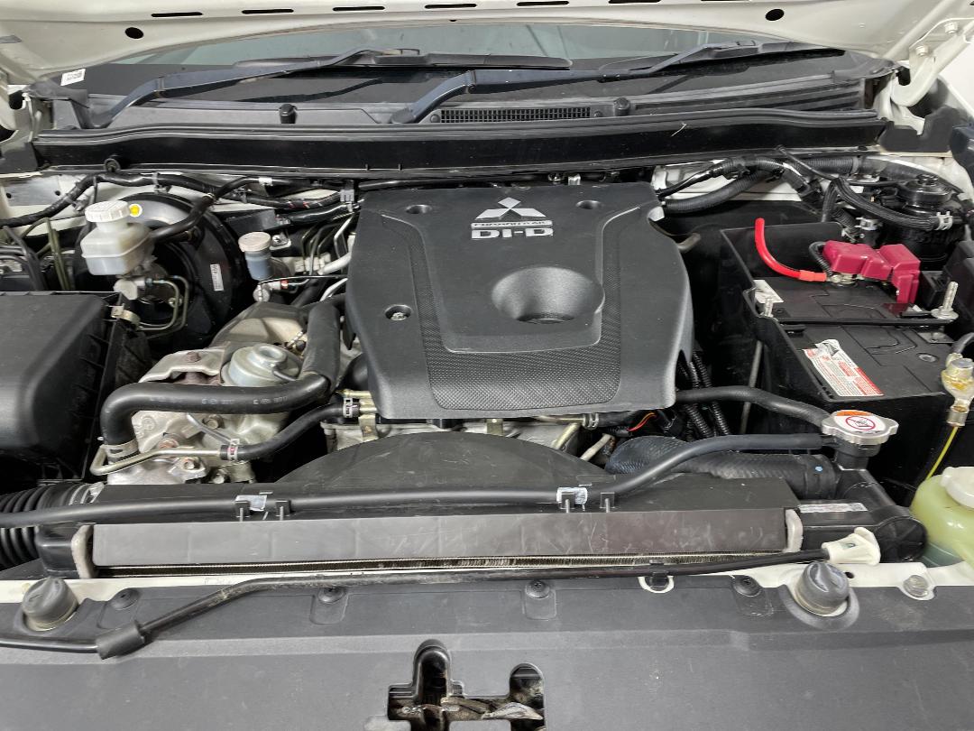 Photo '13' of Mitsubishi Triton Photo '13' of Mitsubishi Triton