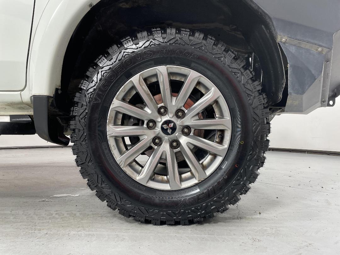 Photo '9' of Mitsubishi Triton Photo '9' of Mitsubishi Triton