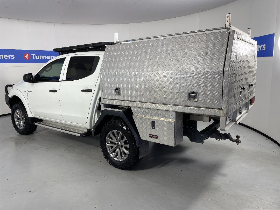 Photo '5' of Mitsubishi Triton Photo '5' of Mitsubishi Triton