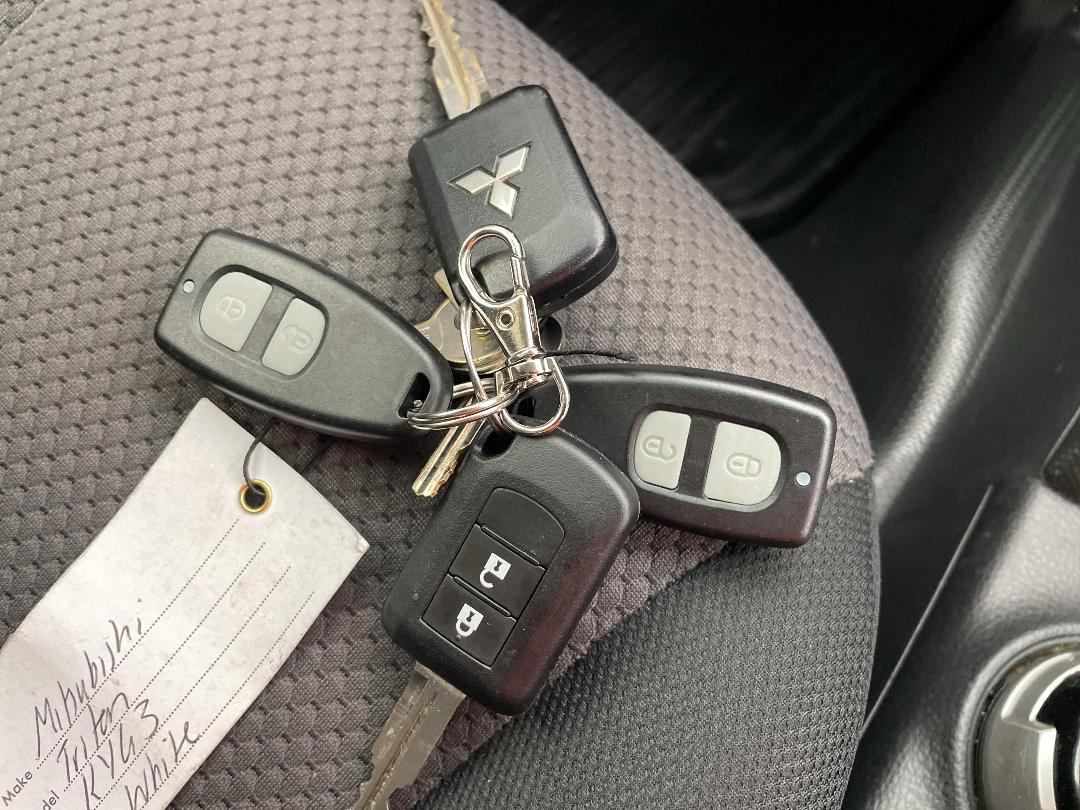 Photo '22' of Mitsubishi Triton Photo '22' of Mitsubishi Triton