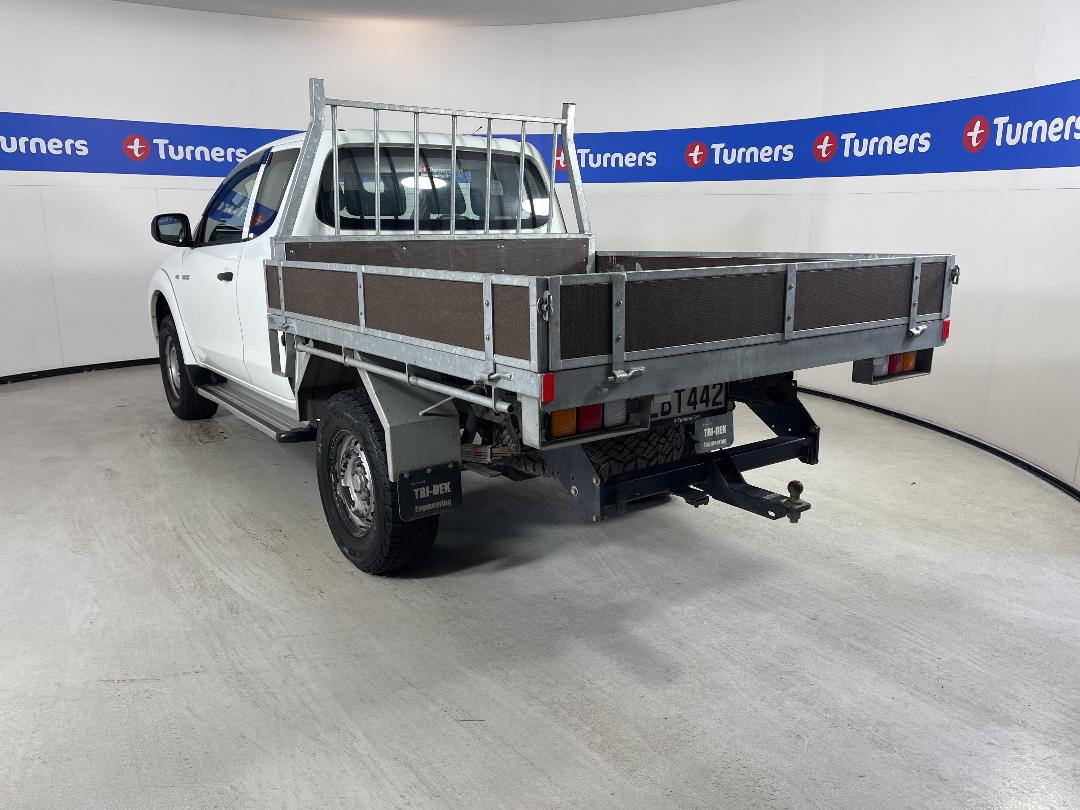 Photo '5' of Mitsubishi Triton Photo '5' of Mitsubishi Triton