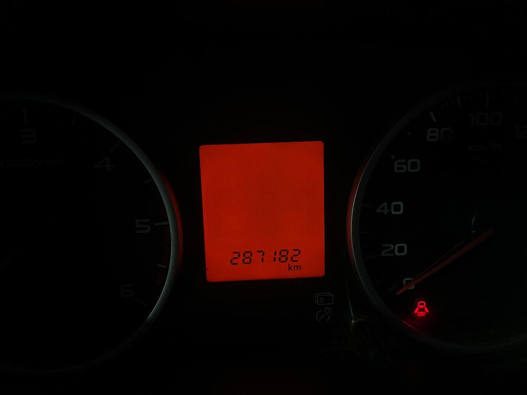 Photo '21' of Mitsubishi Triton