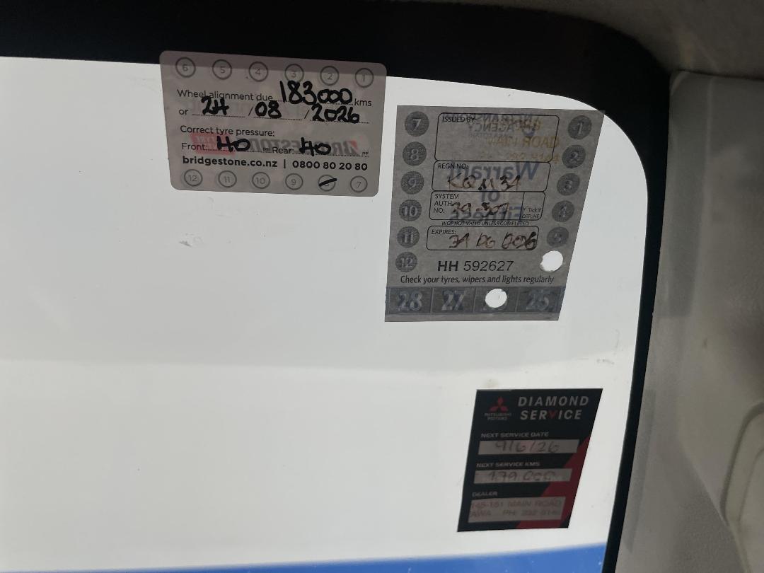 Photo '31' of Mitsubishi Triton