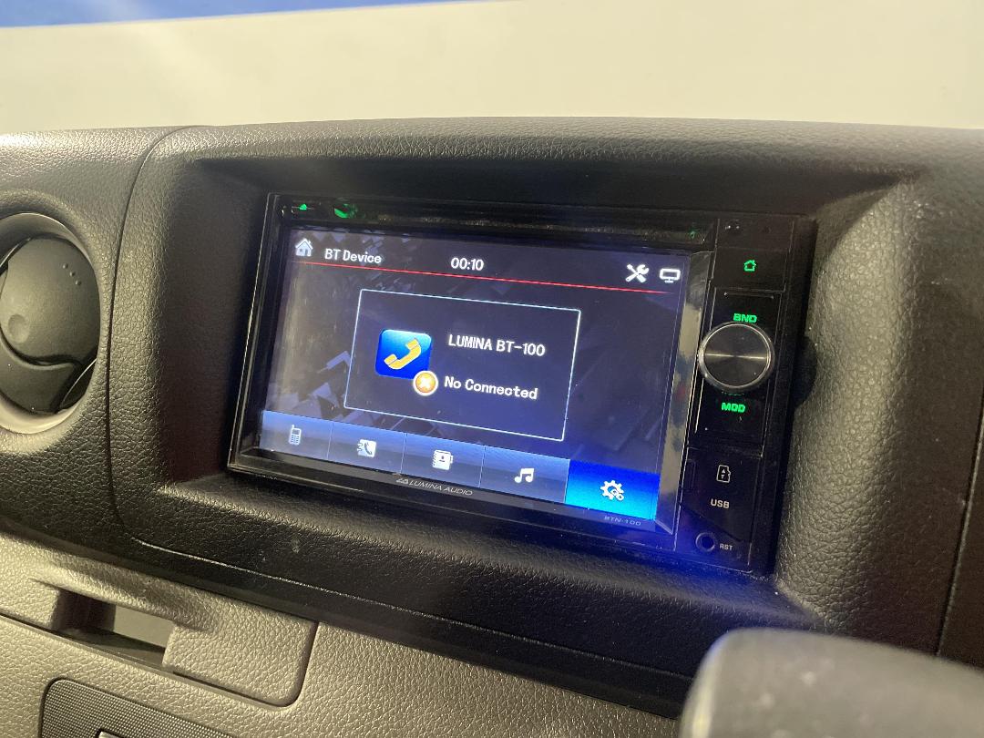 Photo '25' of Nissan Caravan Photo '25' of Nissan Caravan