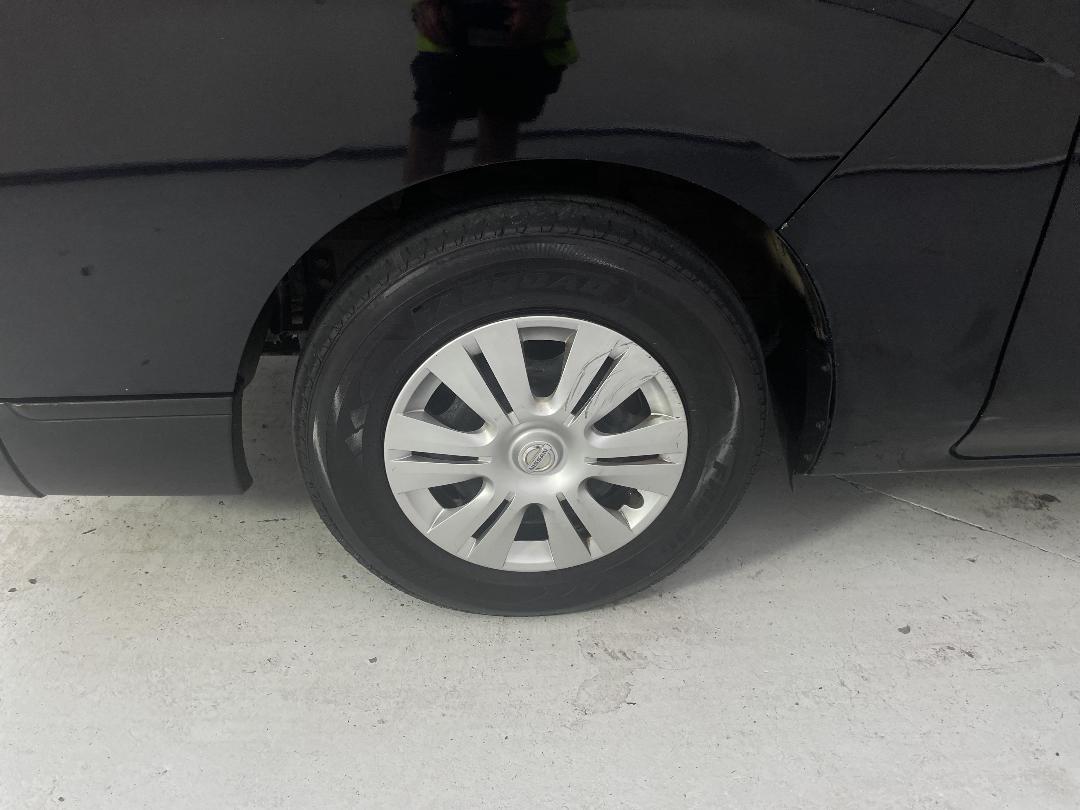 Photo '10' of Nissan Caravan Photo '10' of Nissan Caravan