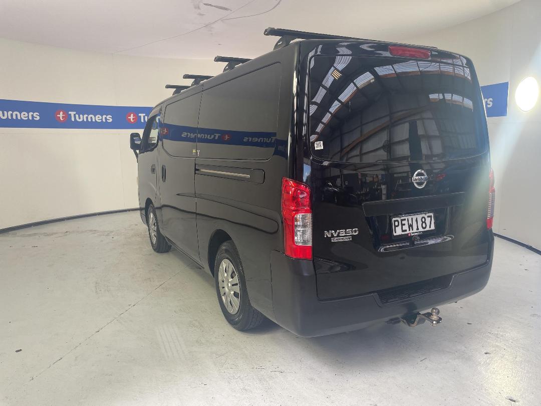 Photo '5' of Nissan Caravan Photo '5' of Nissan Caravan