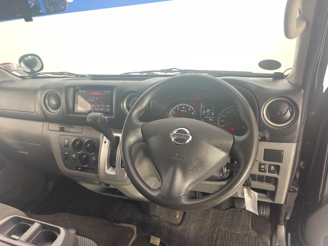 Photo '17' of Nissan Caravan Photo '17' of Nissan Caravan