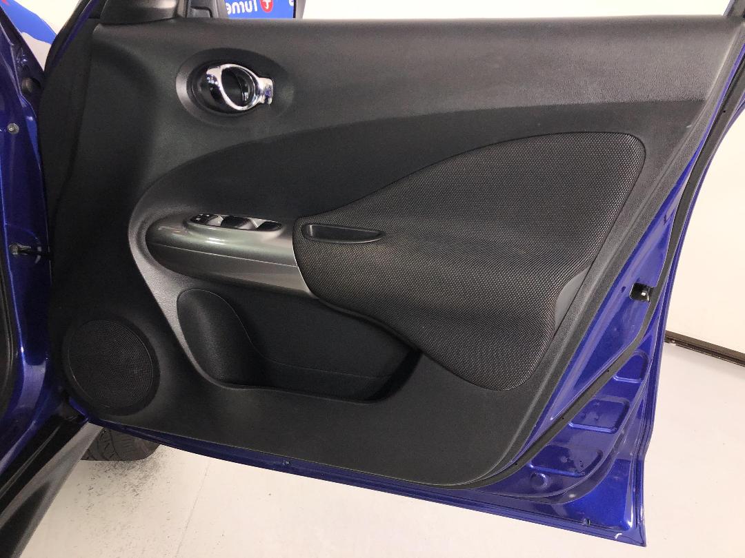 Photo '15' of Nissan Juke Photo '15' of Nissan Juke