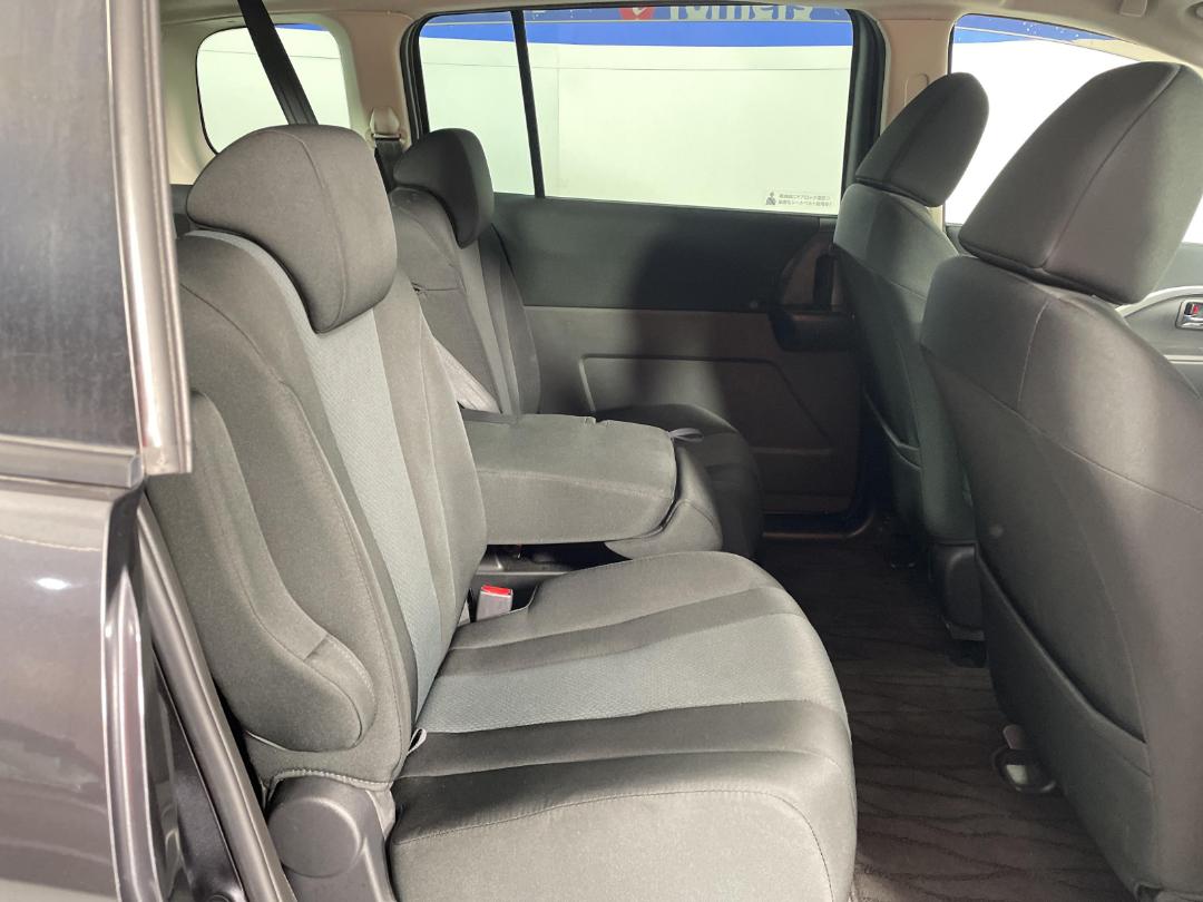 Photo '20' of Nissan Lafesta Photo '20' of Nissan Lafesta