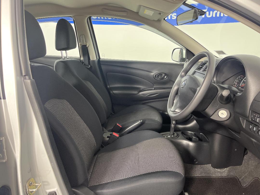 Photo '16' of Nissan Latio Photo '16' of Nissan Latio