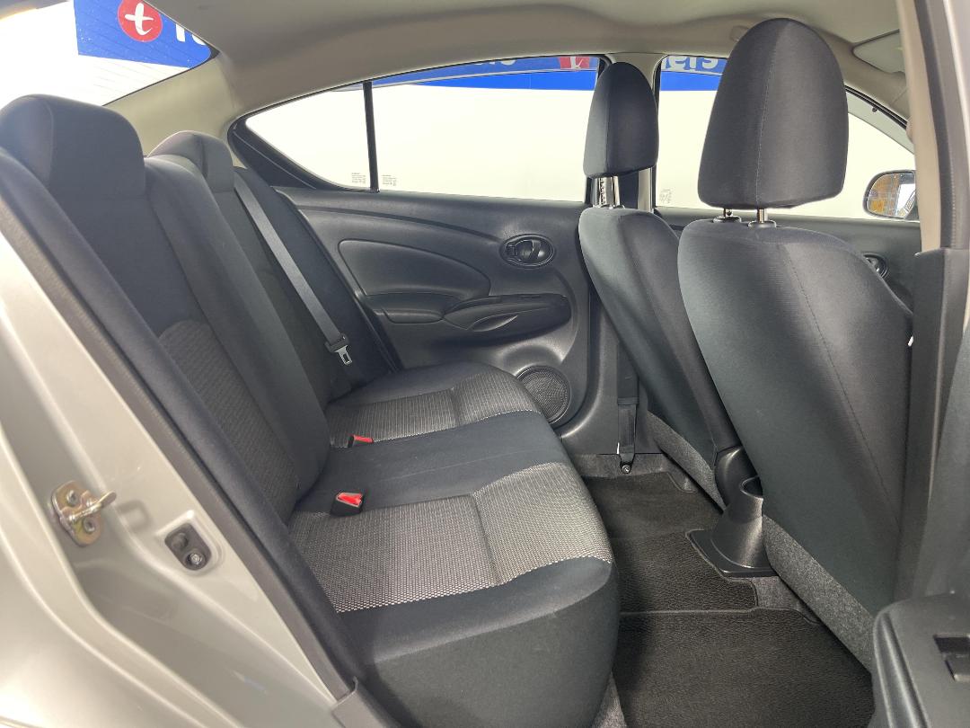 Photo '20' of Nissan Latio Photo '20' of Nissan Latio