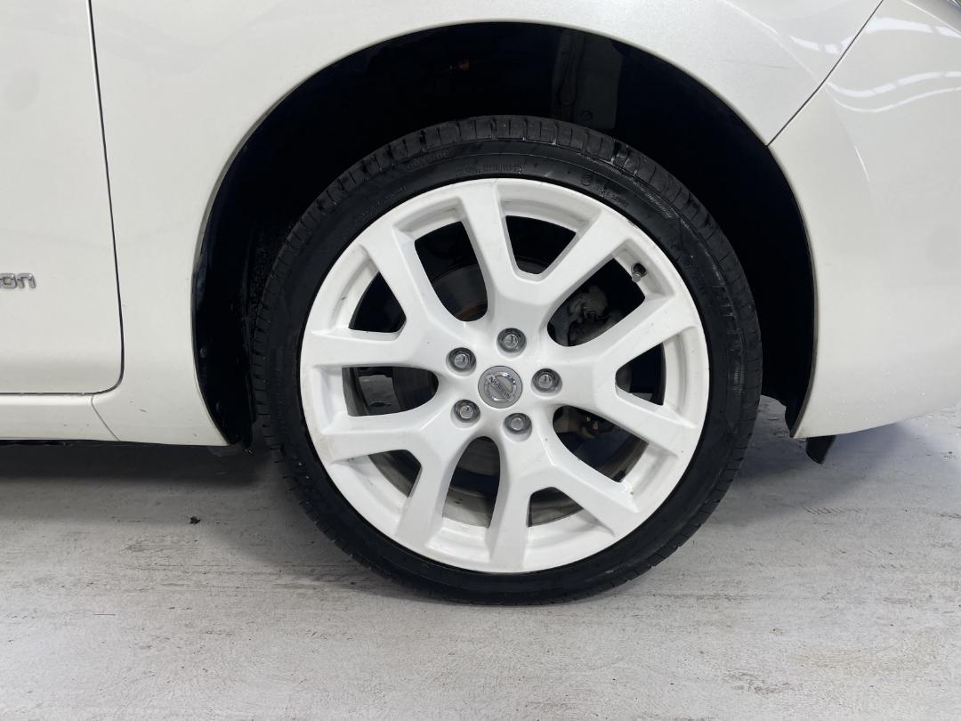 Photo '9' of Nissan Leaf Photo '9' of Nissan Leaf