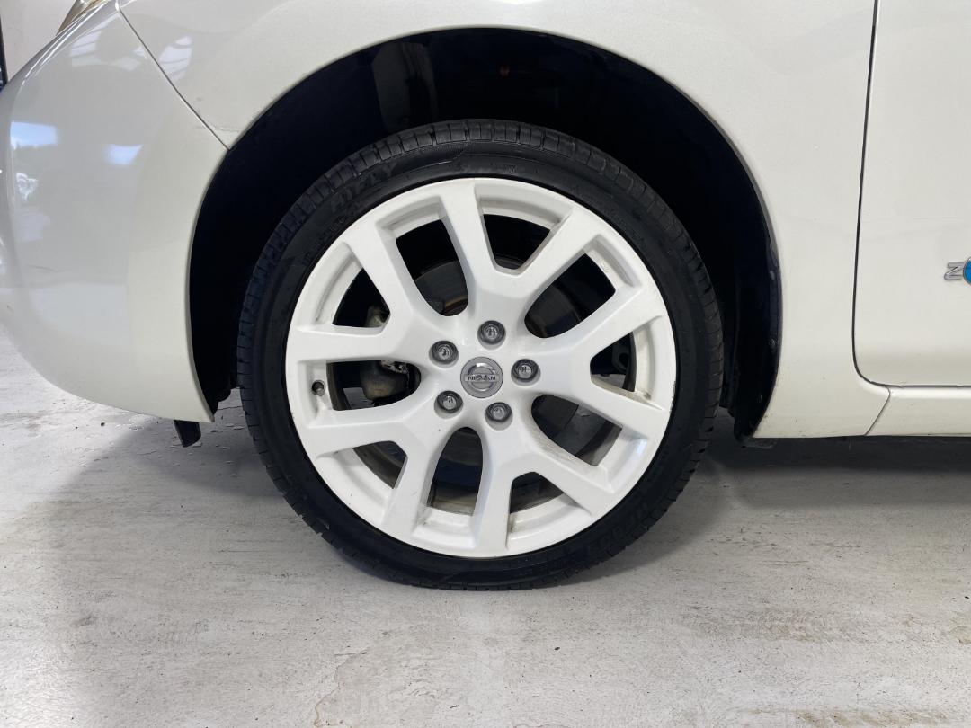 Photo '10' of Nissan Leaf Photo '10' of Nissan Leaf