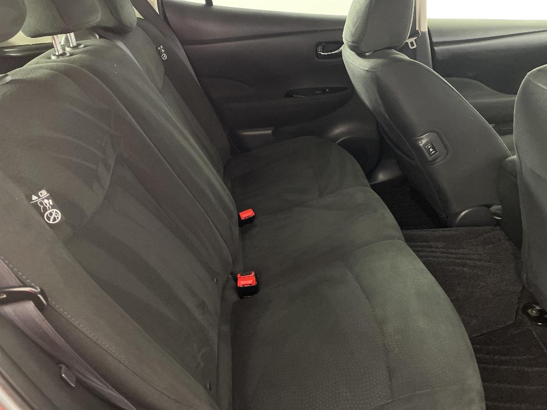 Photo '20' of Nissan Leaf