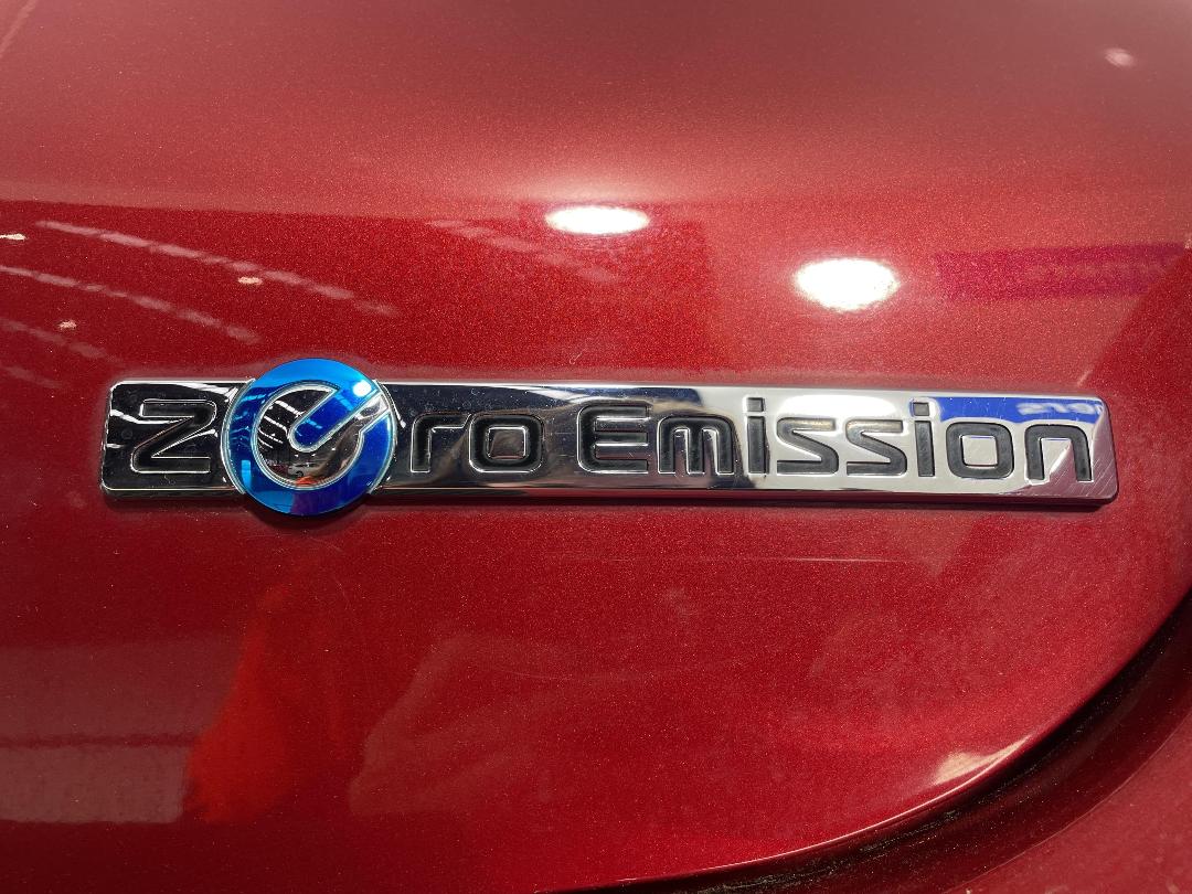 Photo '30' of Nissan Leaf