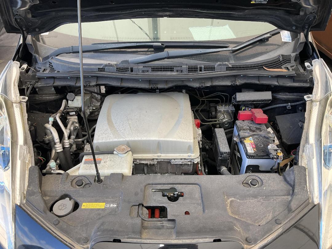 Photo '15' of Nissan Leaf