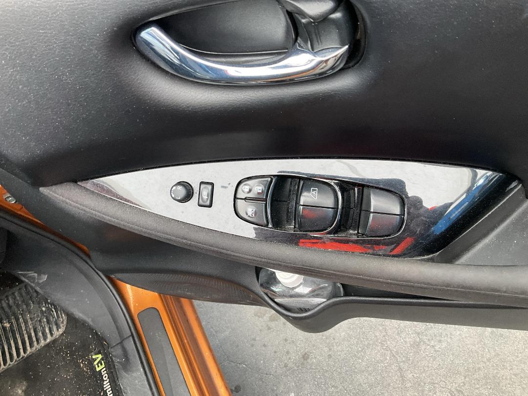 Photo '7' of Nissan Leaf