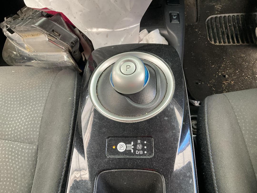 Photo '11' of Nissan Leaf