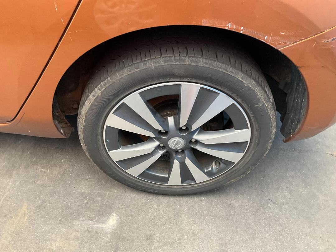 Photo '19' of Nissan Leaf