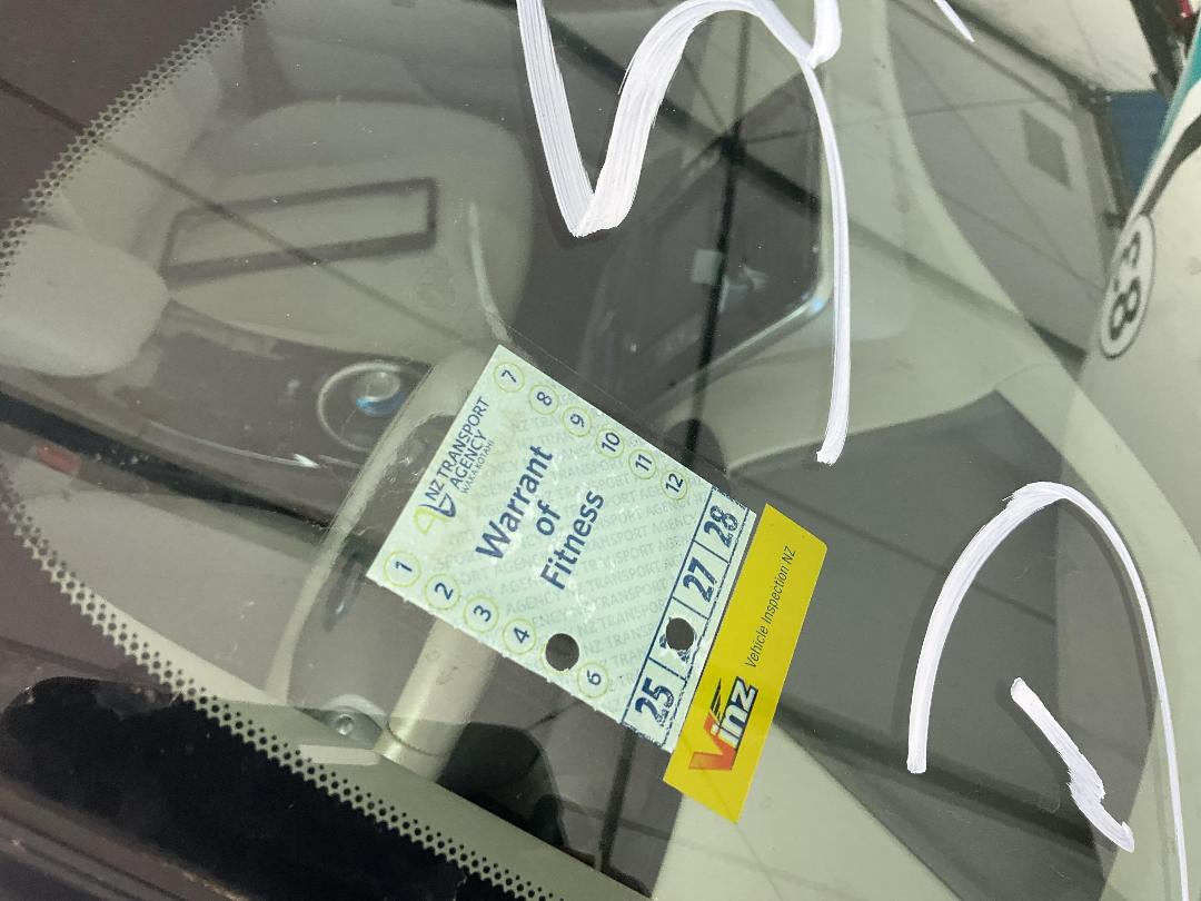 Photo '15' of Nissan Leaf Photo '15' of Nissan Leaf