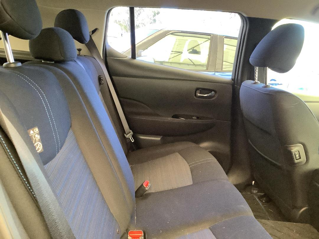 Photo '13' of Nissan Leaf Photo '13' of Nissan Leaf