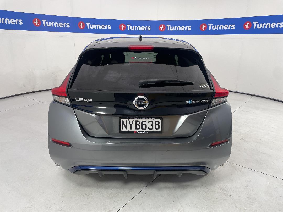 Photo '6' of Nissan Leaf