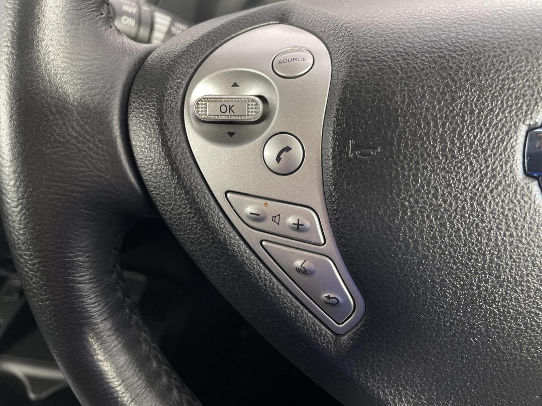 Photo '23' of Nissan Leaf