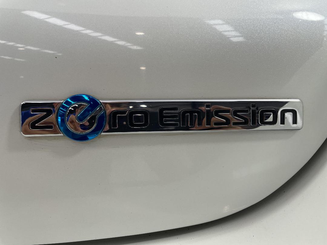 Photo '30' of Nissan Leaf