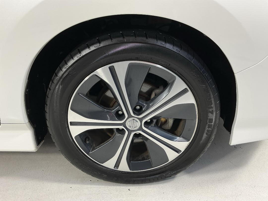 Photo '9' of Nissan Leaf Photo '9' of Nissan Leaf