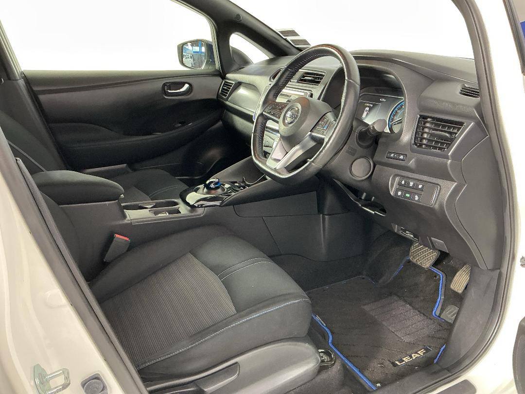 Photo '16' of Nissan Leaf Photo '16' of Nissan Leaf