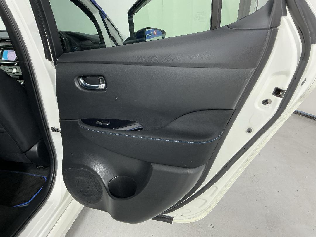 Photo '19' of Nissan Leaf Photo '19' of Nissan Leaf