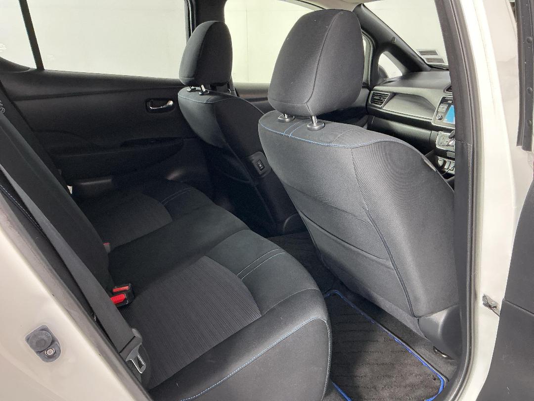 Photo '20' of Nissan Leaf Photo '20' of Nissan Leaf