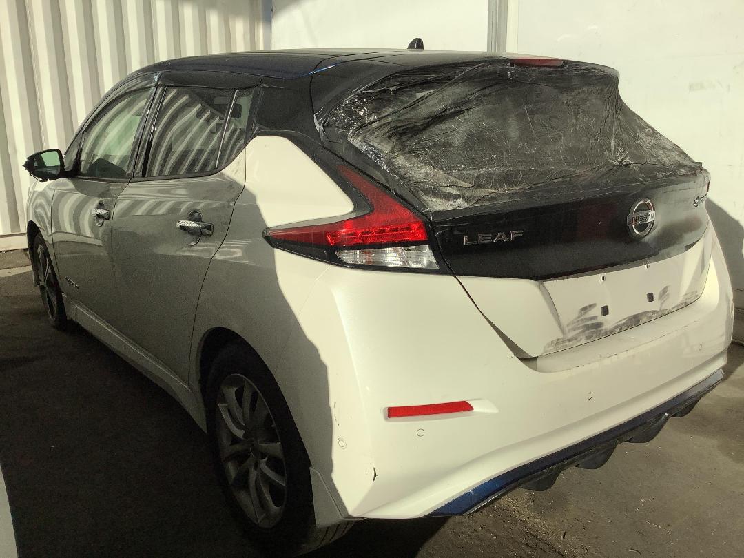 Photo '6' of Nissan Leaf