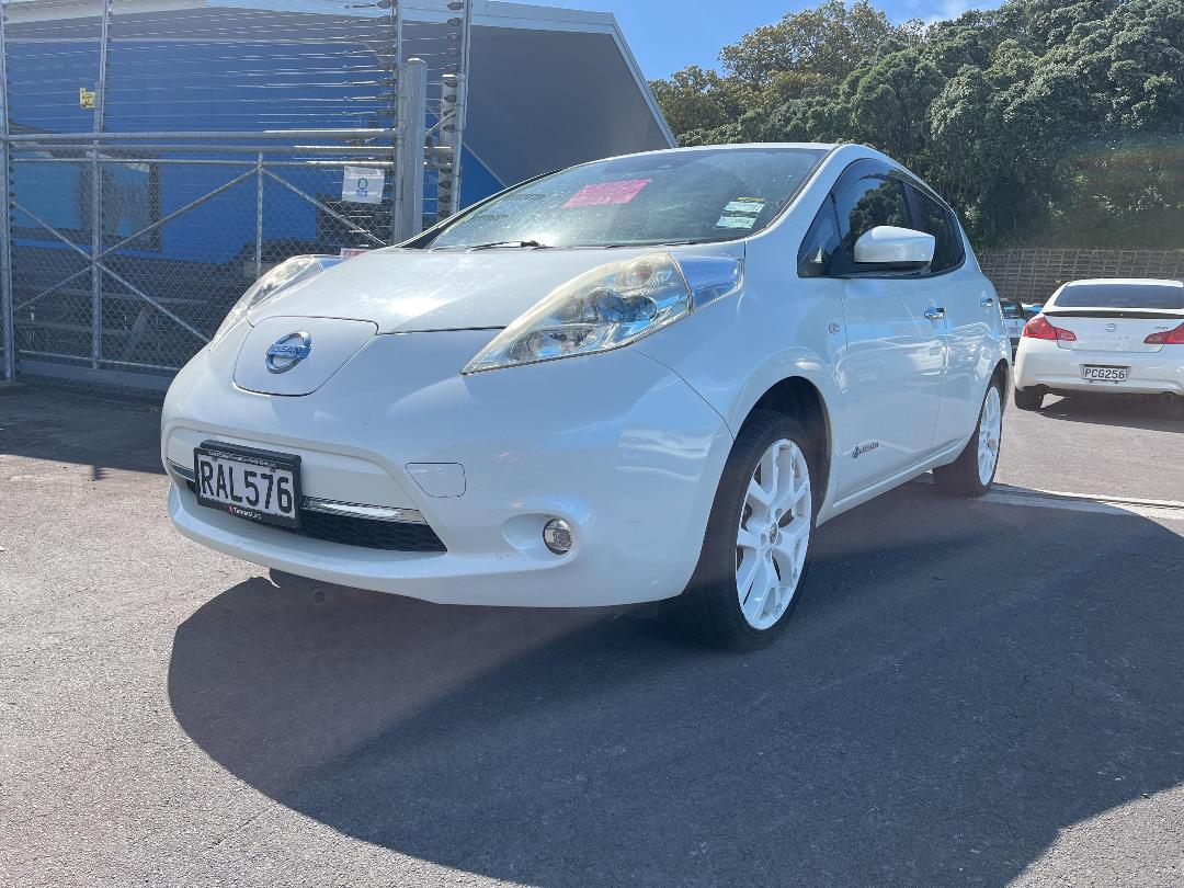Photo '2' of Nissan Leaf