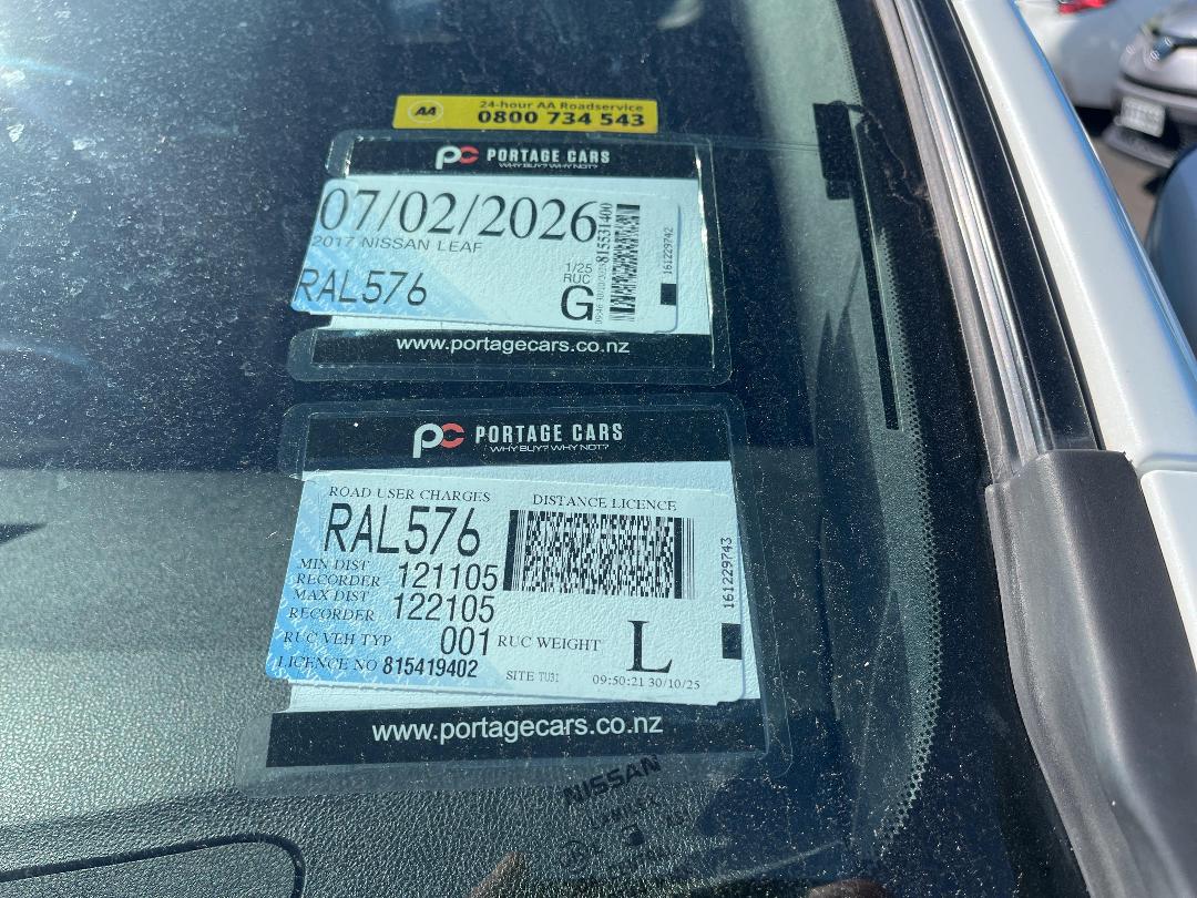 Photo '7' of Nissan Leaf