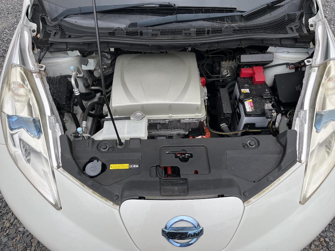 Photo '13' of Nissan Leaf
