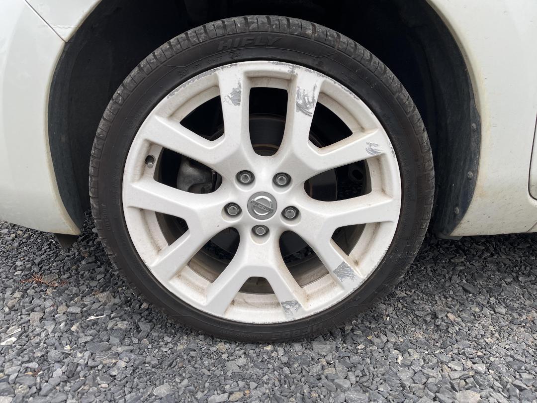 Photo '10' of Nissan Leaf