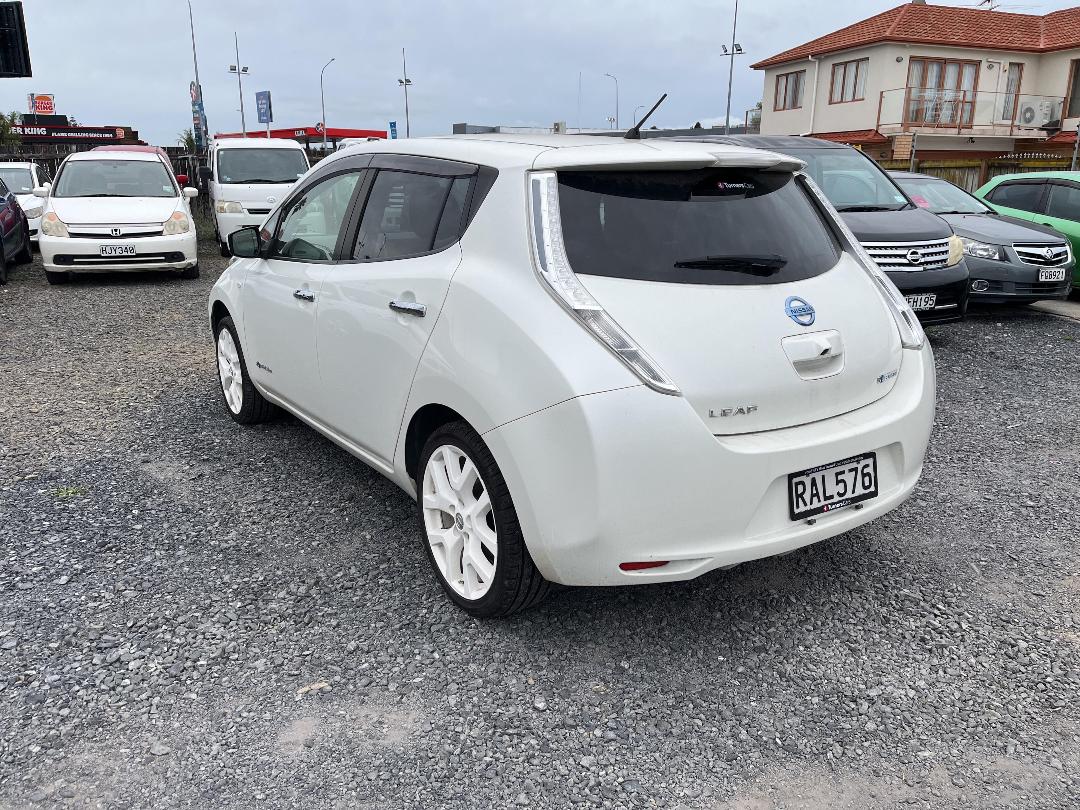 Photo '5' of Nissan Leaf