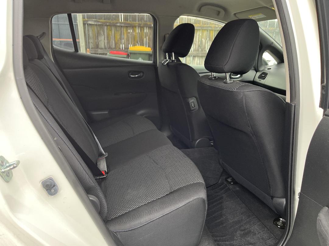 Photo '20' of Nissan Leaf