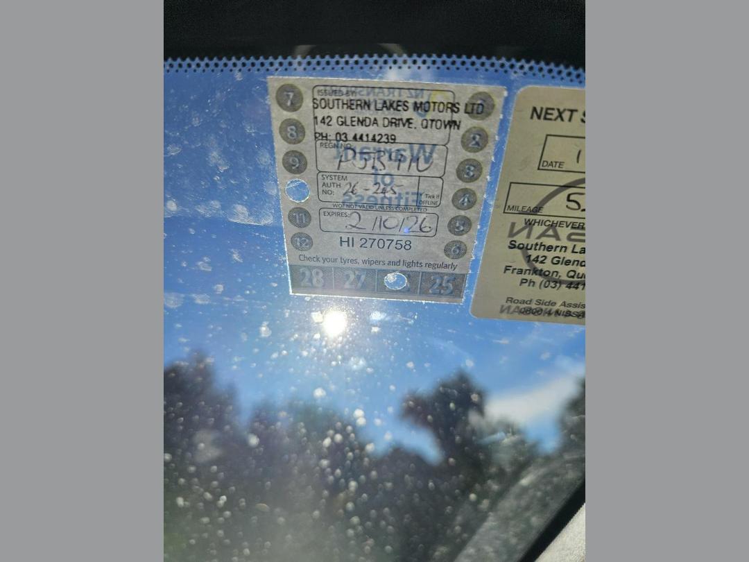 Photo '10' of Nissan Leaf