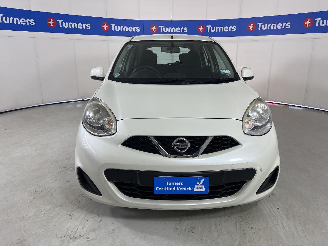 Photo '2' of Nissan March