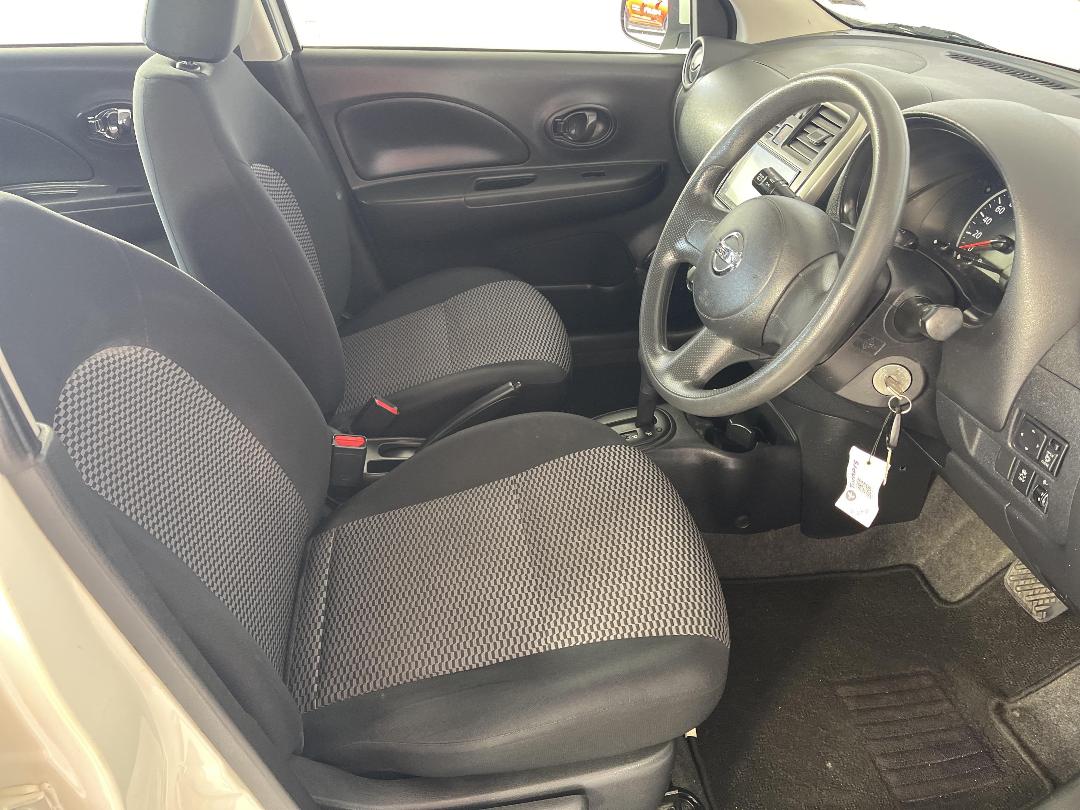 Photo '16' of Nissan March