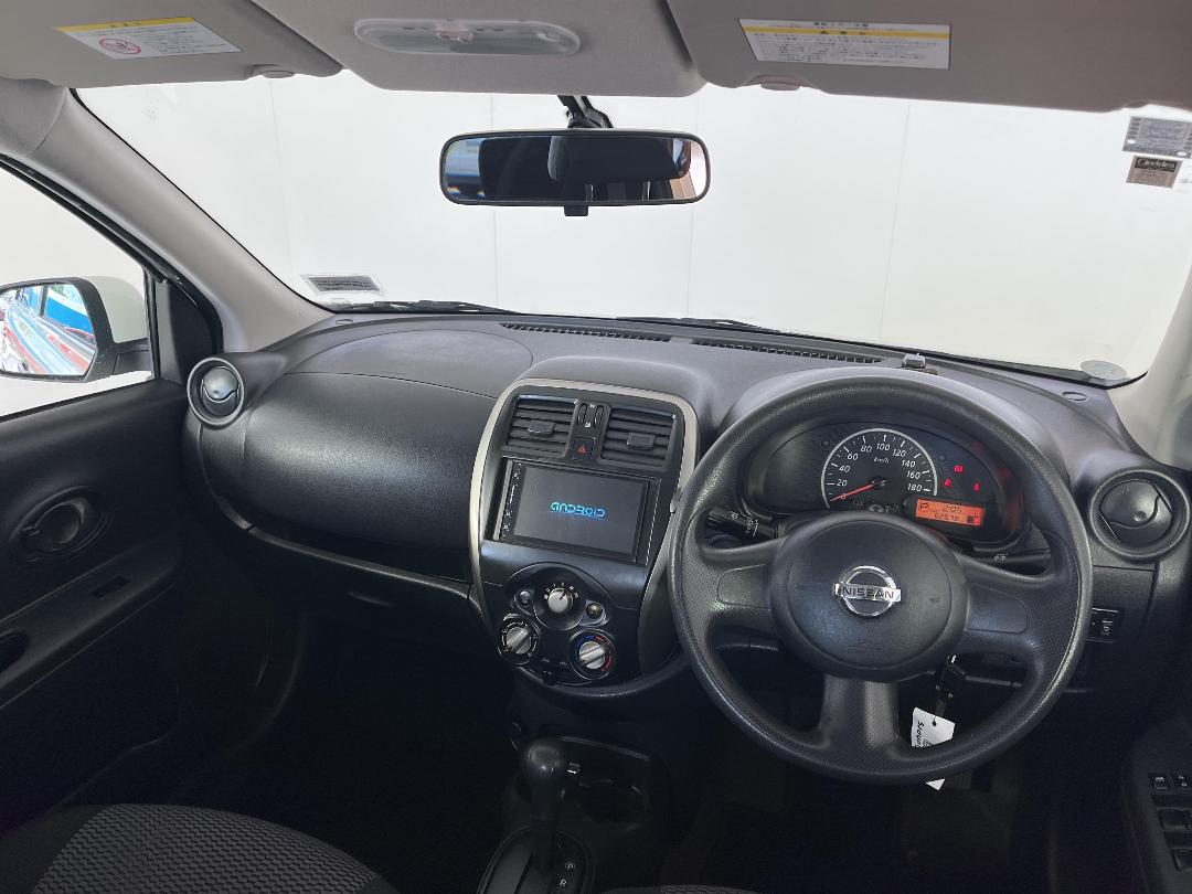 Photo '17' of Nissan March